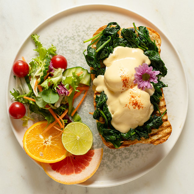 Lune_Chicken_homepage_egg_01